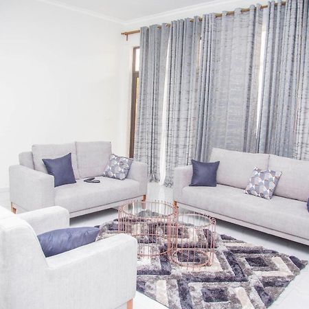 Longhorn Executive Apartments Lusaka Buitenkant foto